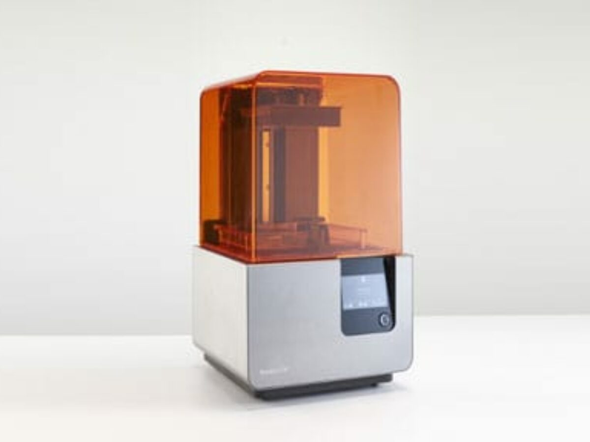 3Dプリンター Formlabs Form2 Form 2: Affordable Desktop SLA 3D Printer | Formlabs